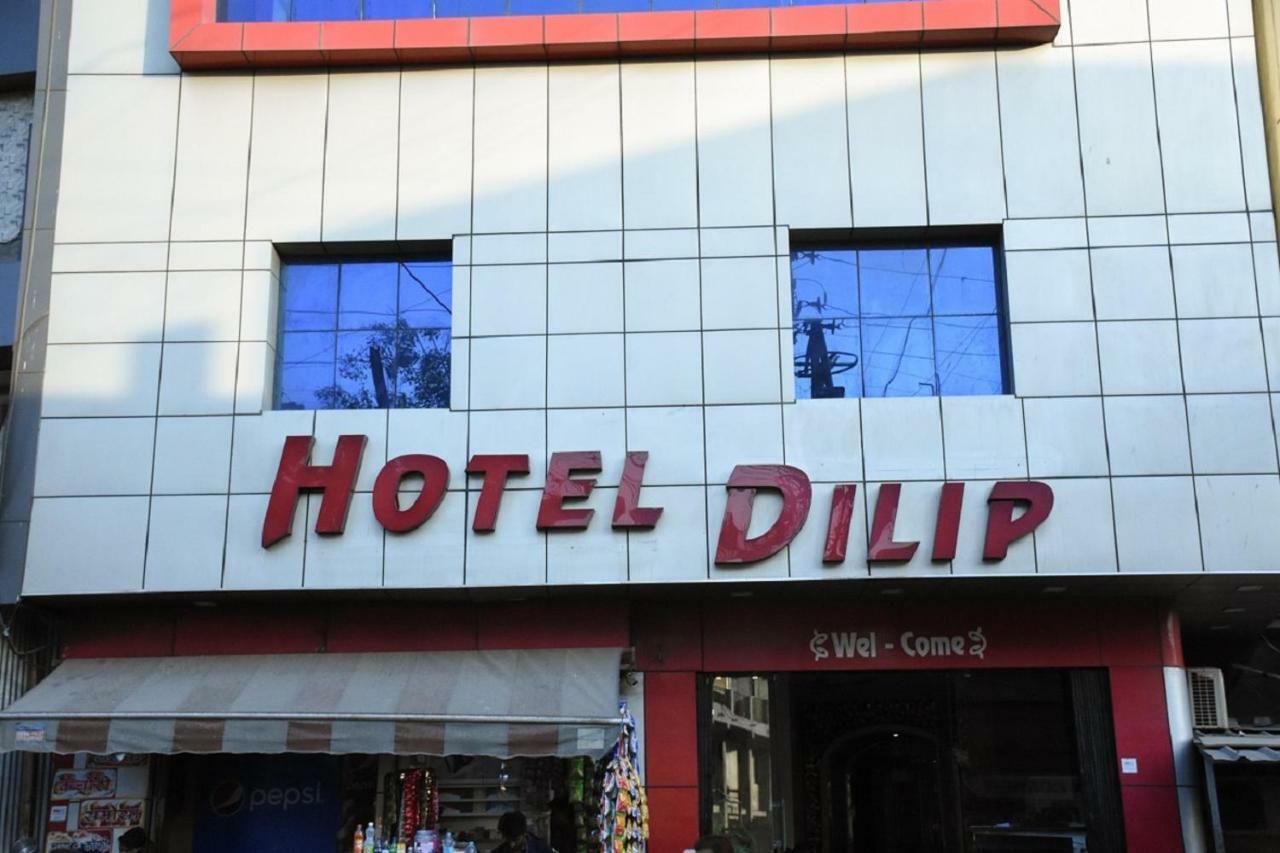 Hotel Dilip Indore Bagian luar foto